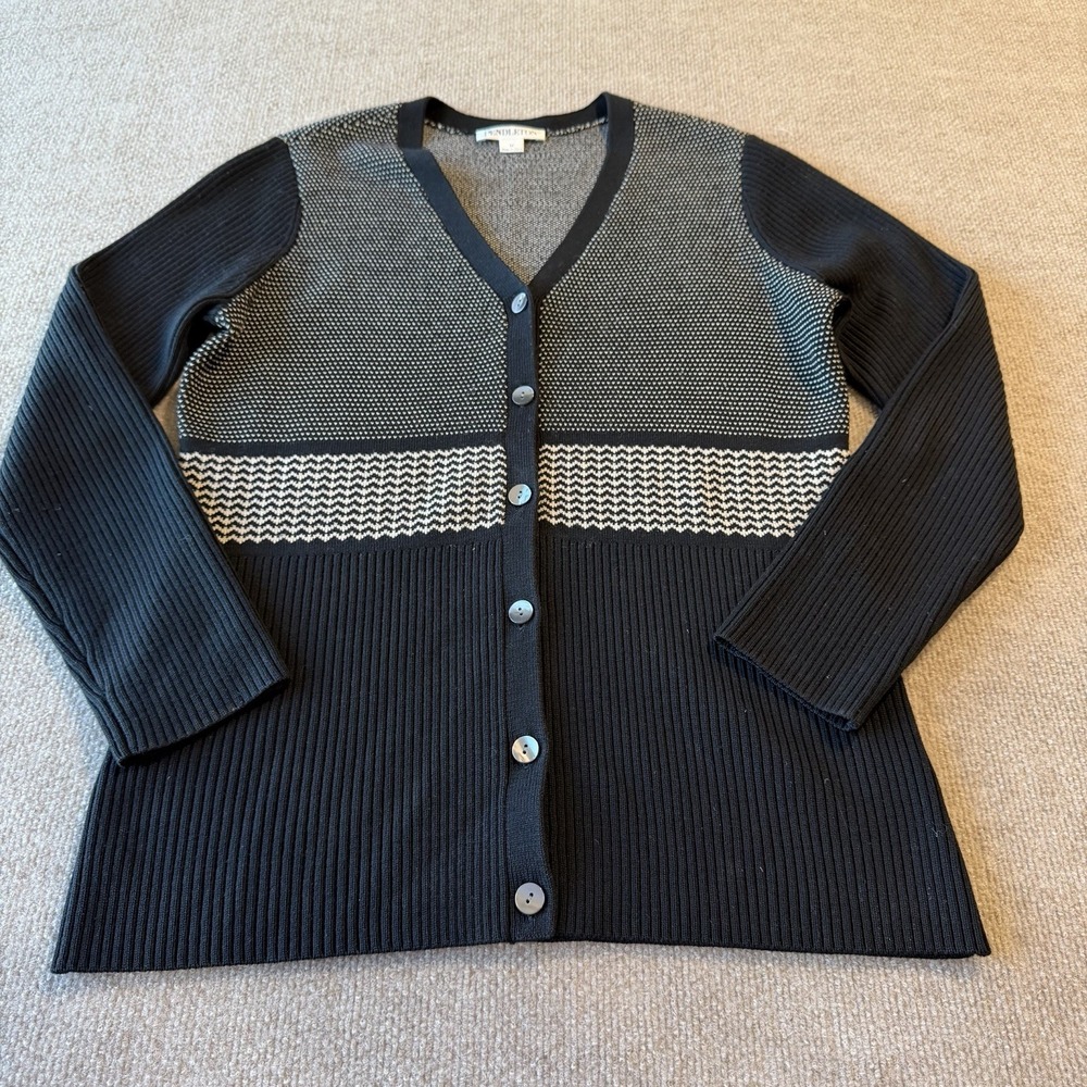 Pendleton Women's Cardigan Sweater‎ Black White Size Medium